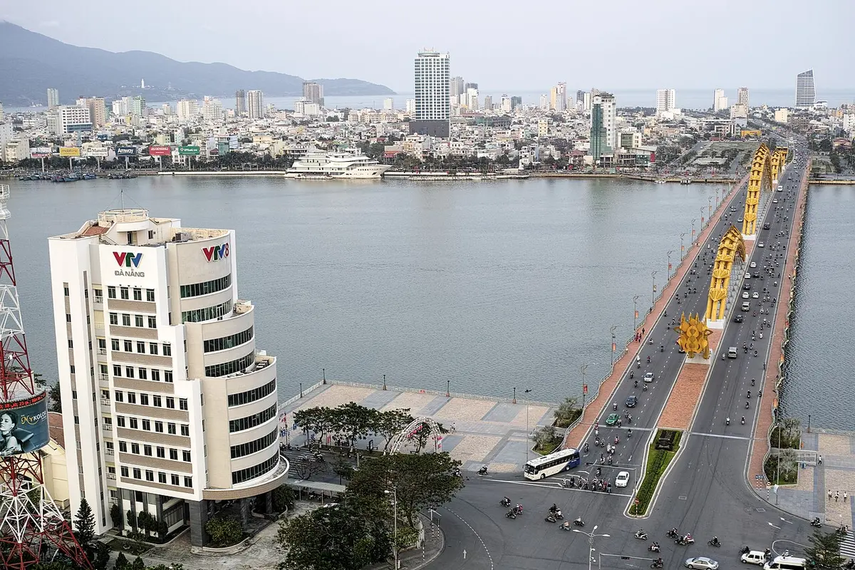 Da Nang's Dragon Bridge spanning the Han River in daylight.