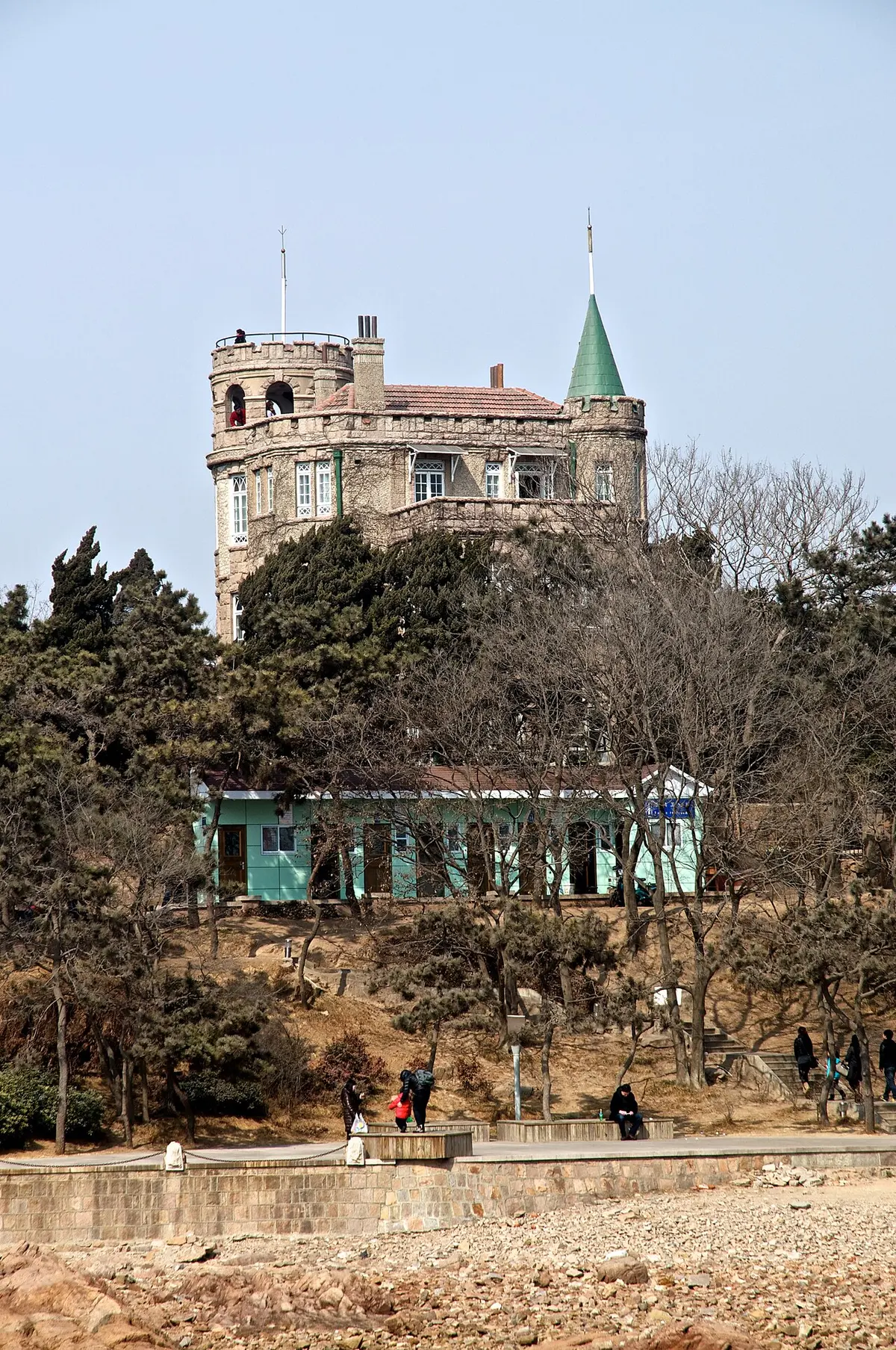 Huashilou, a castle-like stone villa in Badaguan